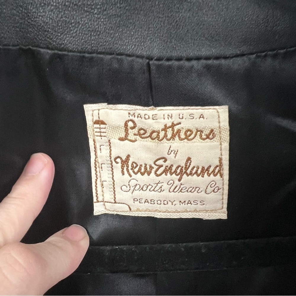 Vintage Black Leather Jacket - Picture 7 of 15